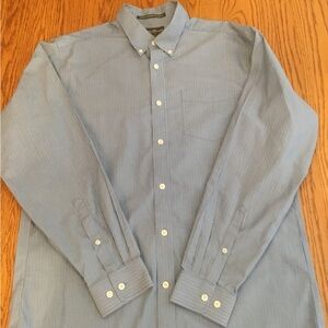 Eddie Bauer Wrinkle Resistant Relaxed Fit Dress Shirt